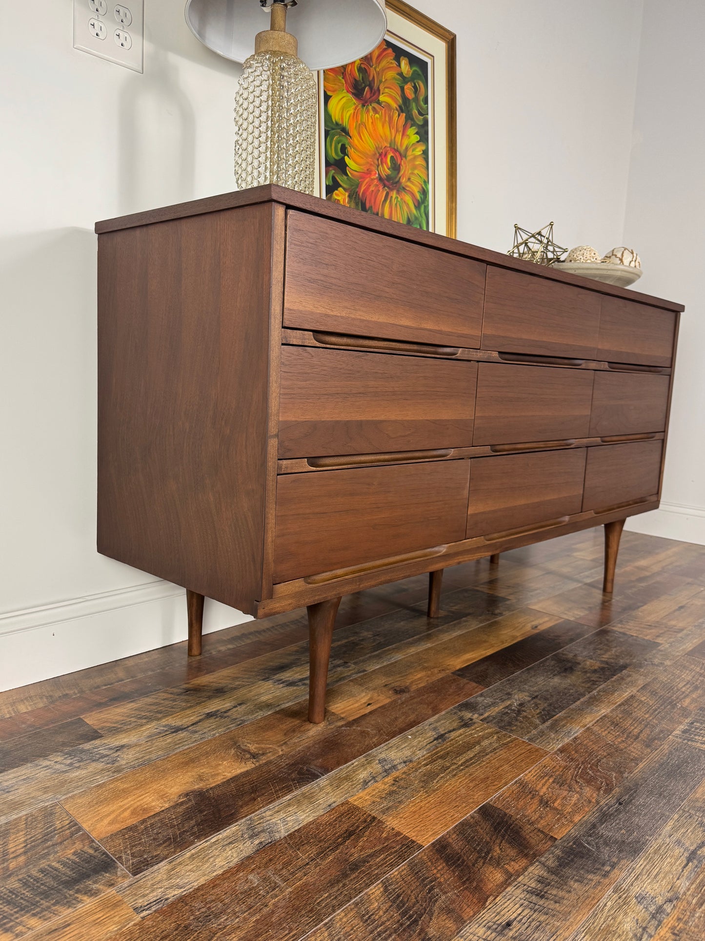 Westwood Mid-Century Modern 9-Drawer Dresser