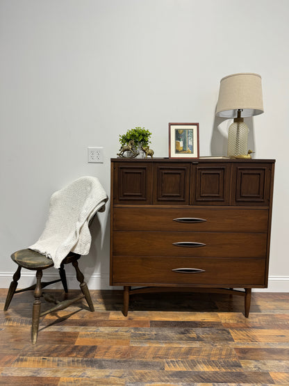 Vintage Broyhill Sculptra Chest of Drawers