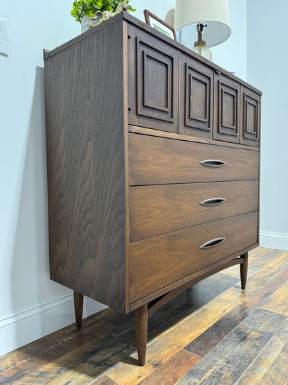 Vintage Broyhill Sculptra Chest of Drawers